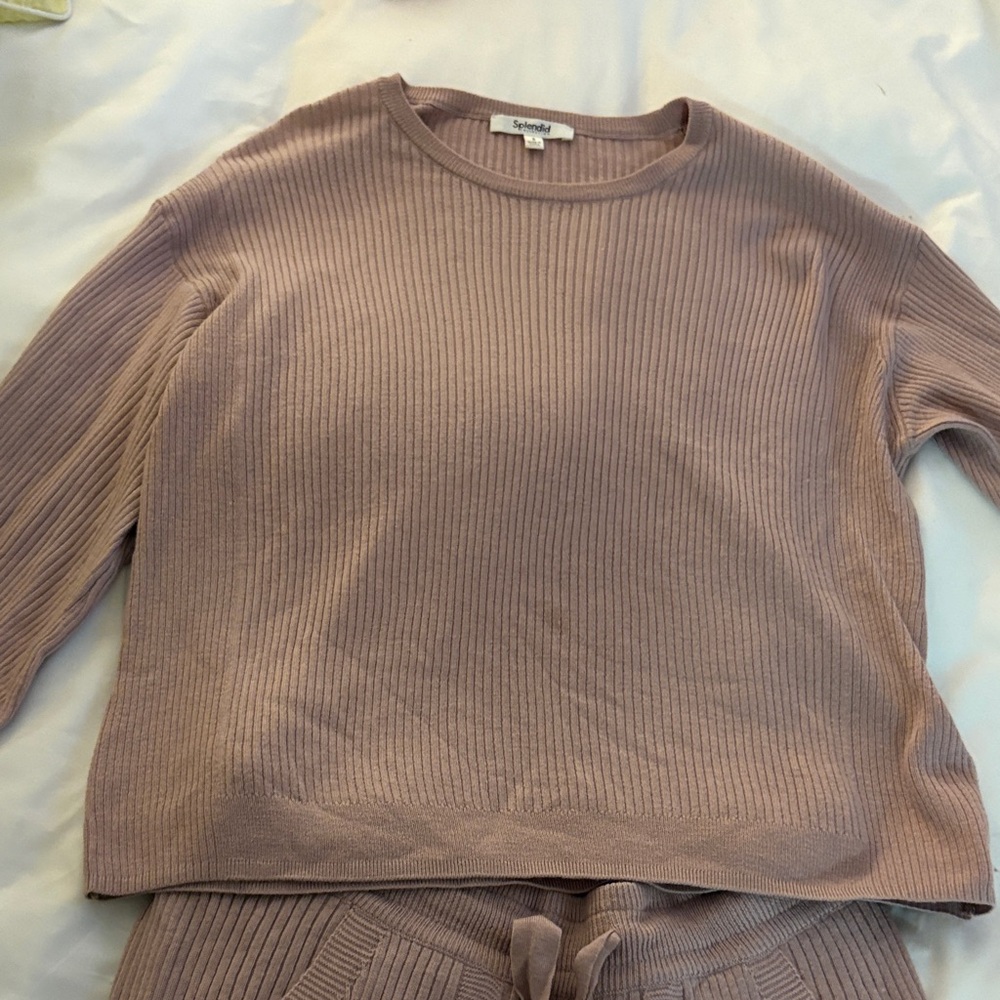 Splendid cashmere sweater set with matching pants! Soft Mauve color